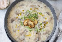 Velvety Leek and Mushroom Soup