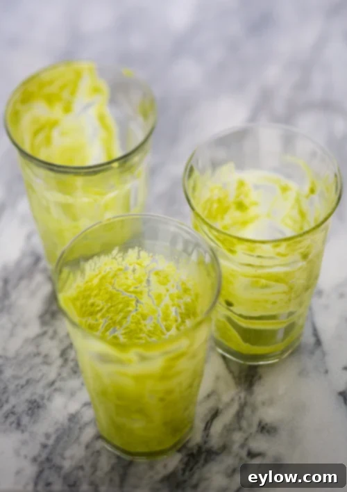 Tropical Mango Green Smoothie 4 green smoothie